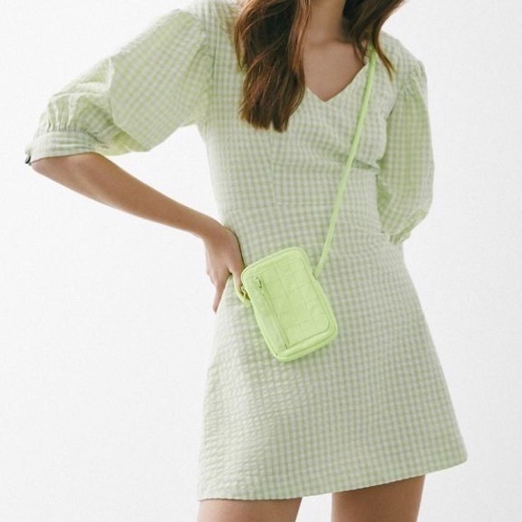 Urban Outfitters Lena Gingham Puff Sleeve Dress - Picture 2 of 12